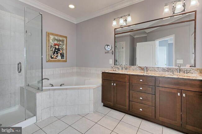 Building Photo - 43780 Ballybunion Terrace