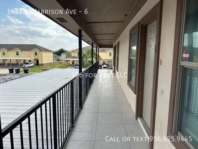 Building Photo - 1421 W Harrison Ave