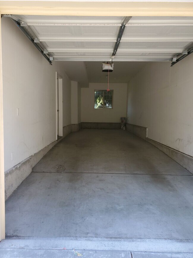 Building Photo - 8779 W Pine Valley Ln