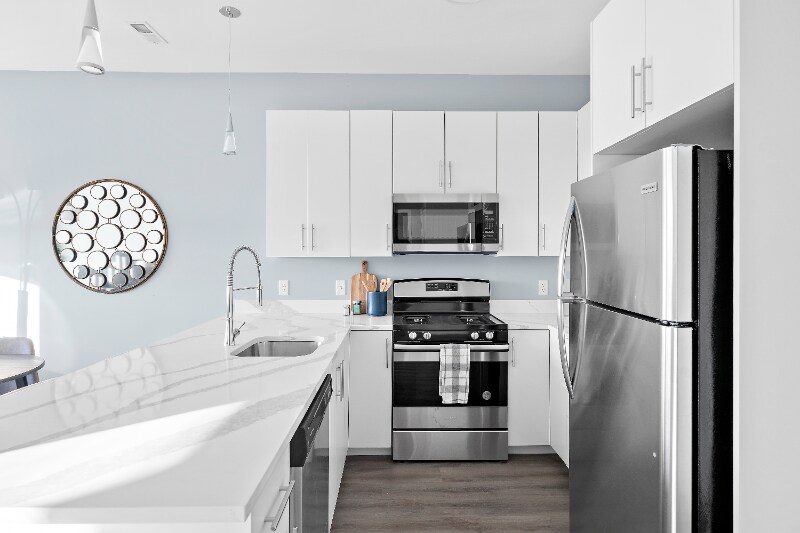 Building Photo - 1055 Main St