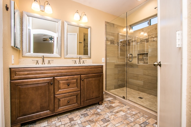 Building Photo - 4BR/2.5 BA. Located in the Desert Ridge