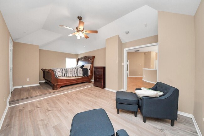 Building Photo - 706 River Delta Ln
