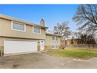 Building Photo - 6120 64th Ave N
