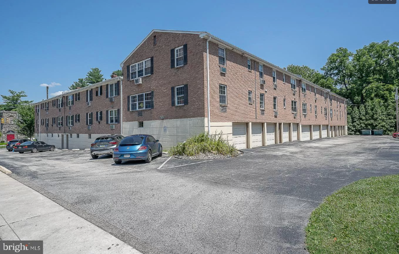 Building Photo - 1334 E Montgomery Ave