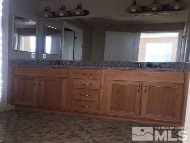 Building Photo - 4826 Bougainvillea Dr
