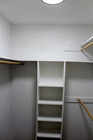Building Photo - 1803 Park Pl