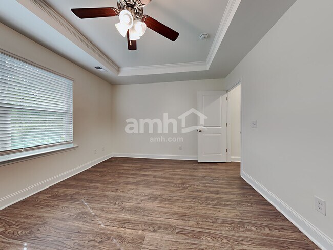 Building Photo - 1823 Produce Ln