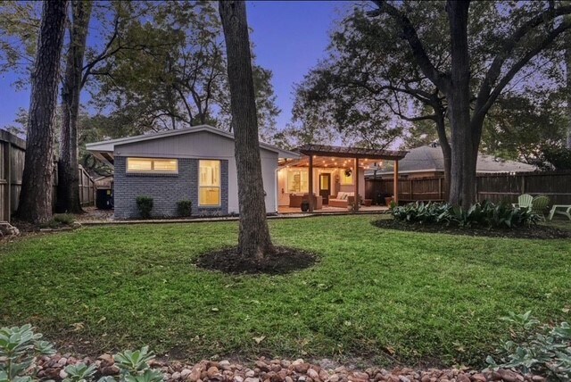 Building Photo - 6022 Woodbrook Ln