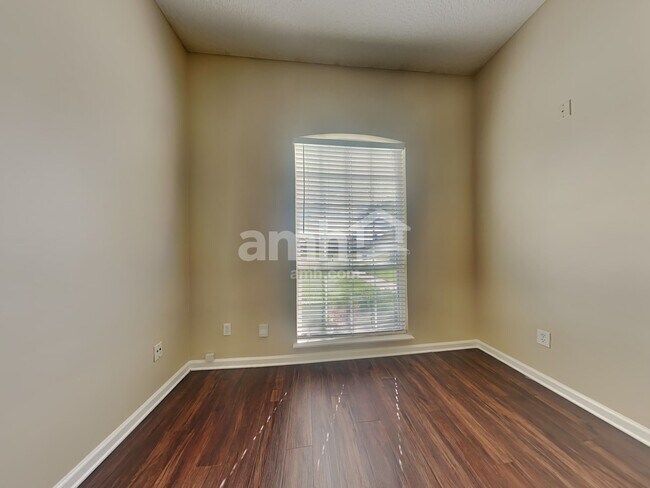 Building Photo - 11525 Jerry Adams Dr