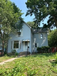 Building Photo - 526 Winslow Ave
