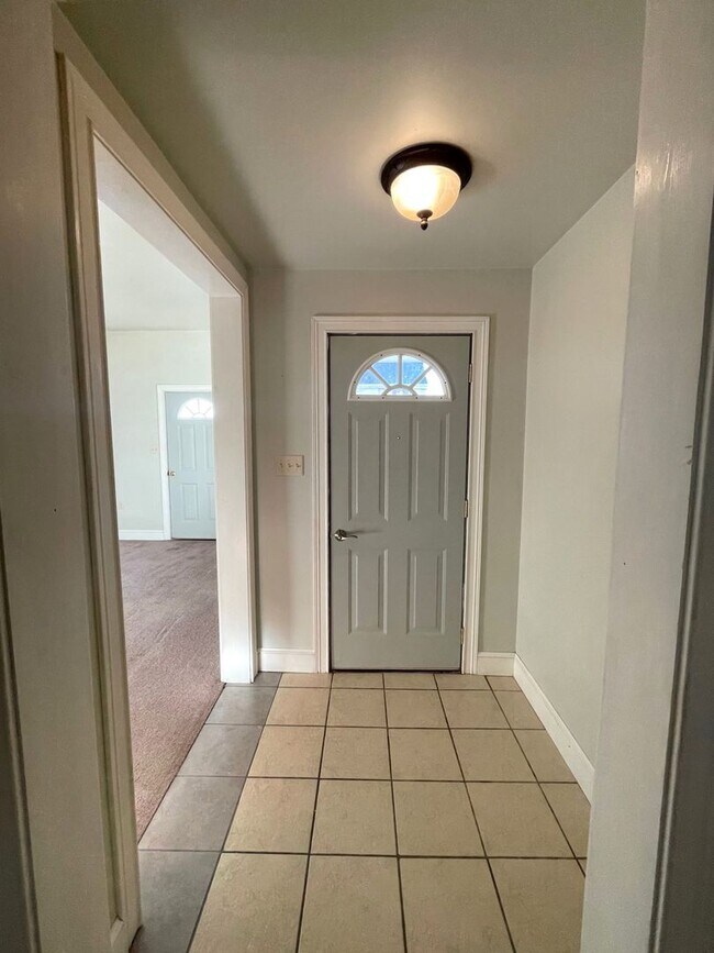 Building Photo - 336-338 Union St