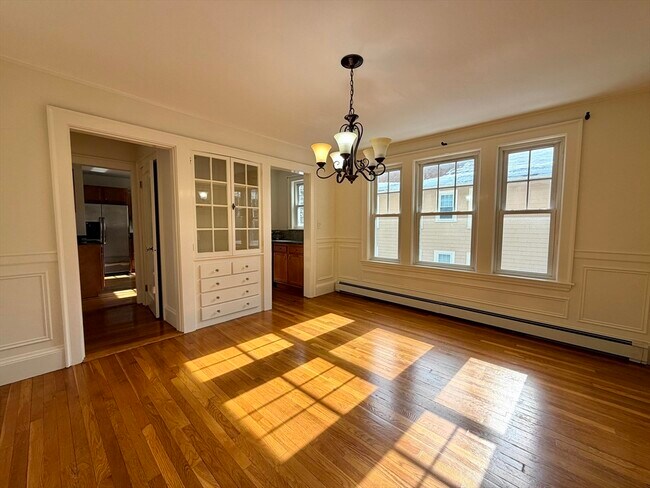 Building Photo - 31 Oakley Rd