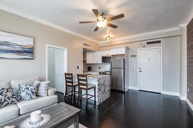 Building Photo - 2109 Bayshore Blvd