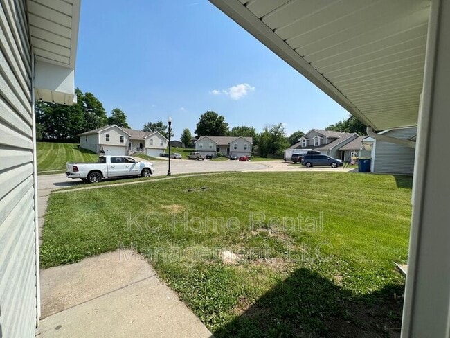 Building Photo - 610 Susanne Ct
