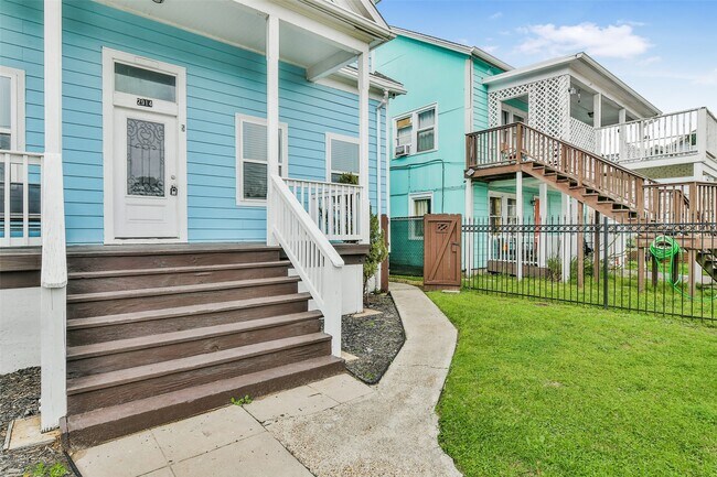 Building Photo - 2914 Avenue K Ave