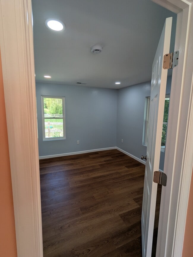 Building Photo - 4565 Chapel Springs Pl