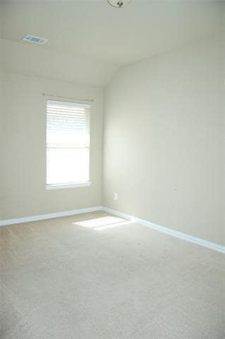 Building Photo - 2108 Willow Creek Dr