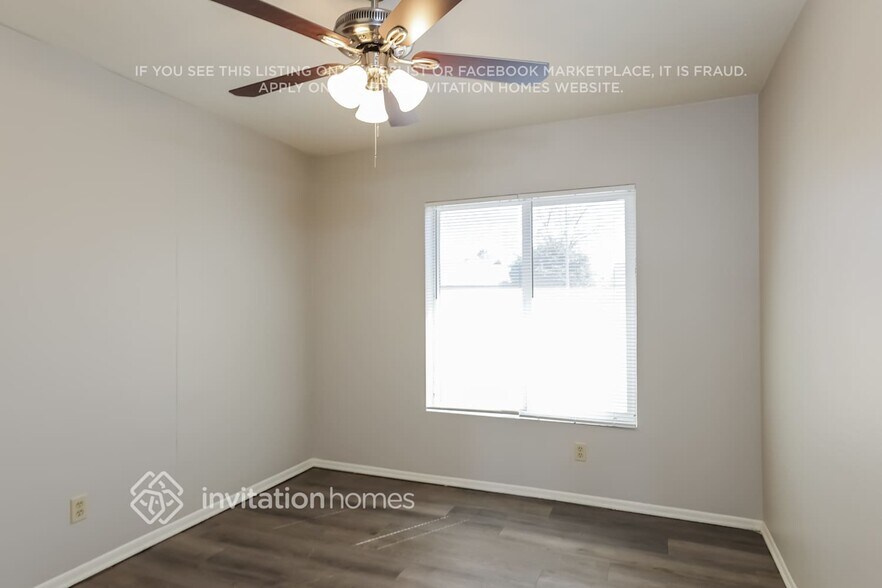 Building Photo - 3154 W Hartford Dr