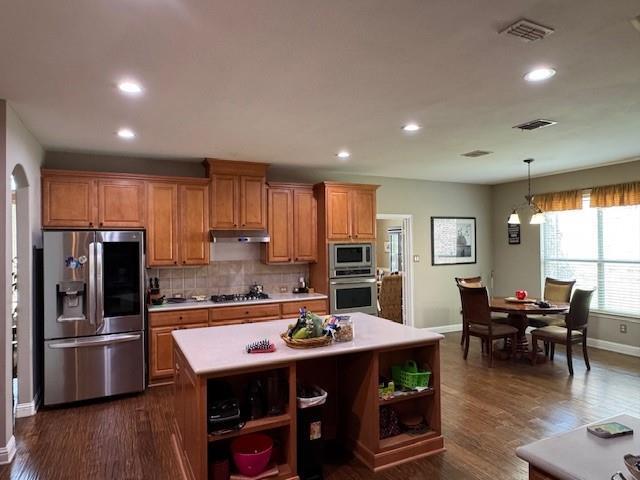 Building Photo - 14886 Daneway Dr