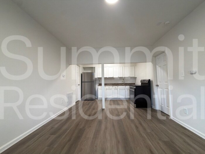 Building Photo - 327 Laclede St