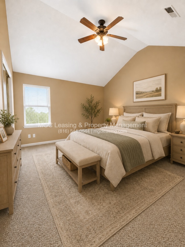 Building Photo - Spacious Townhome Near Shopping, Parks & Highways