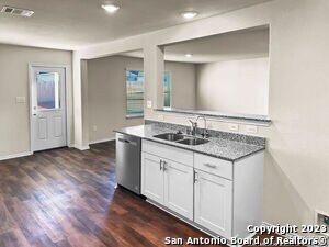 Building Photo - 863 Steeplebush