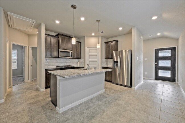 Building Photo - 17502 Rosette Grass Dr