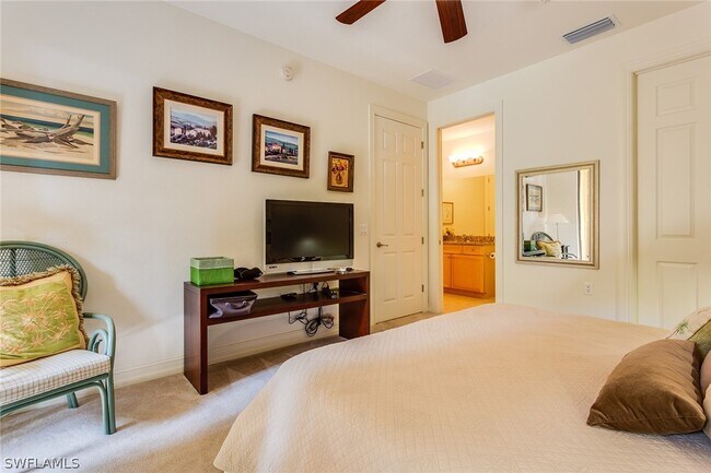 Building Photo - 9088 Chula Vista St