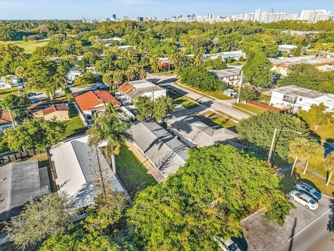 Building Photo - 2193 NE 172nd St