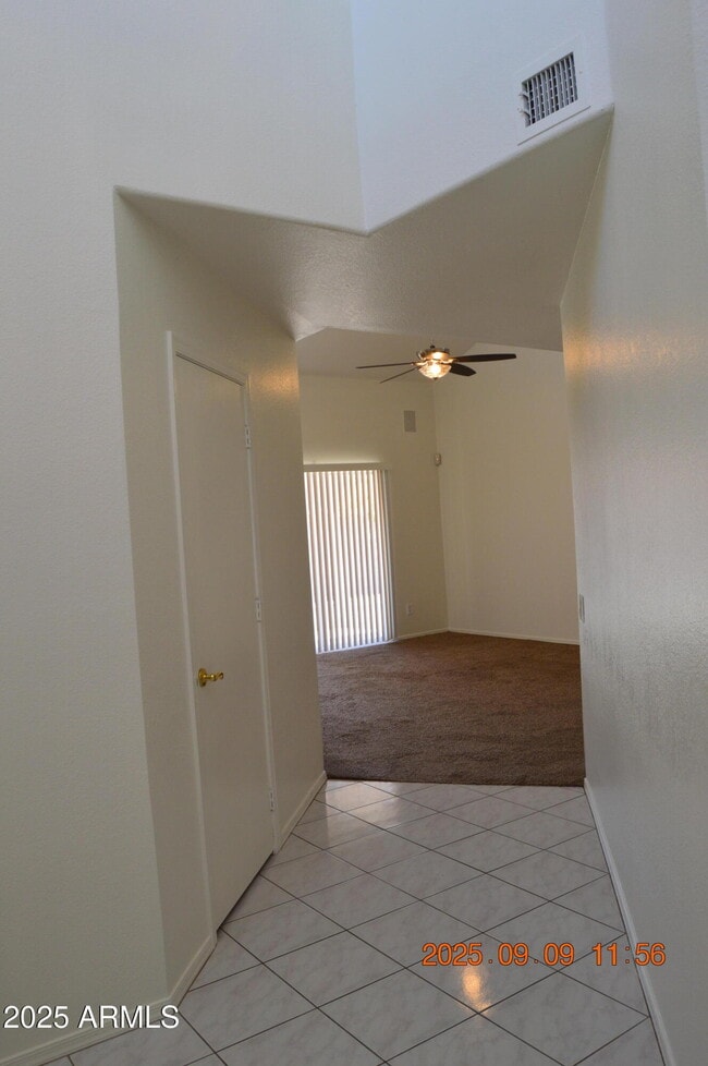 Building Photo - 4151 E Silverwood Dr