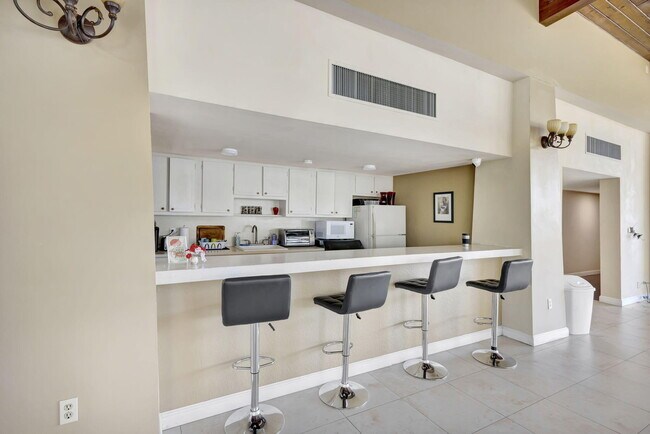 Building Photo - 500 Executive Center Dr