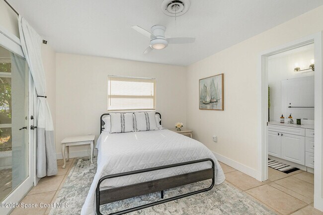 Building Photo - 426 S Neptune Dr