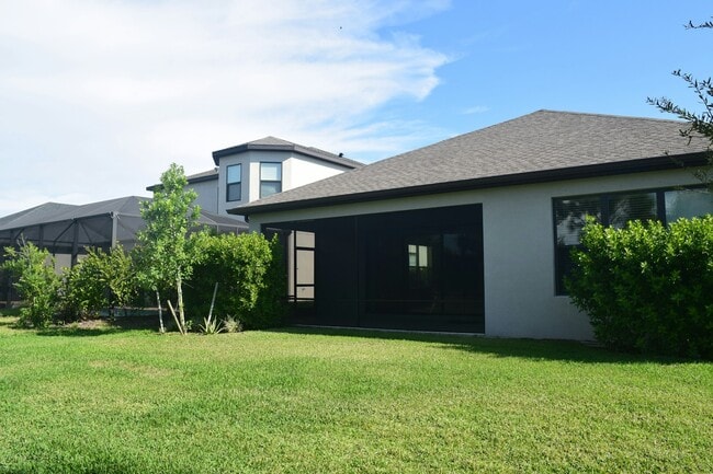 Building Photo - 15333 Isla Palma Ln