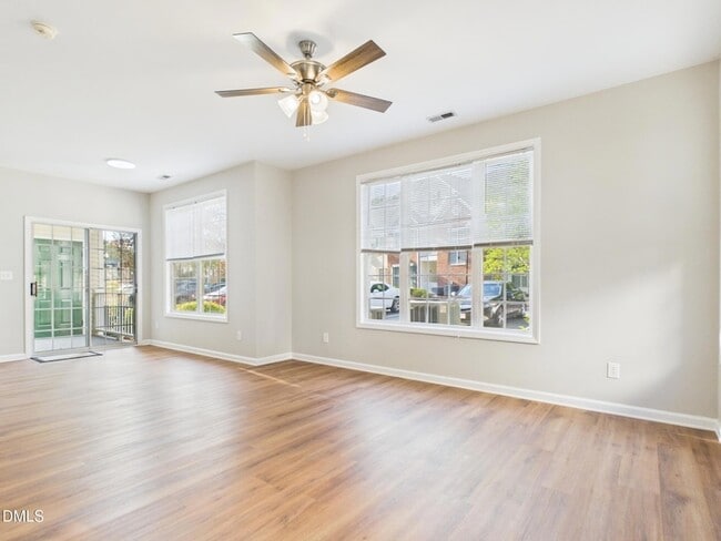 Building Photo - 2111 Kudrow Ln