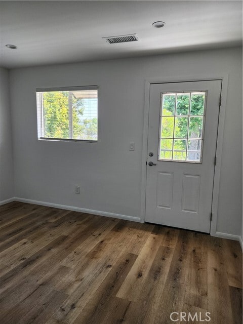 Building Photo - 6662 Satsuma Ave