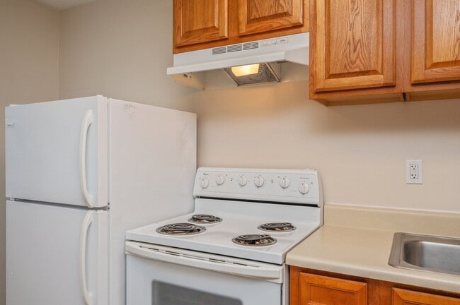 Building Photo - 610b 32nd St