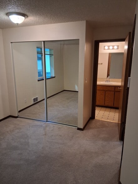 Master Bedroom - 2133 NW Mulholland Blvd