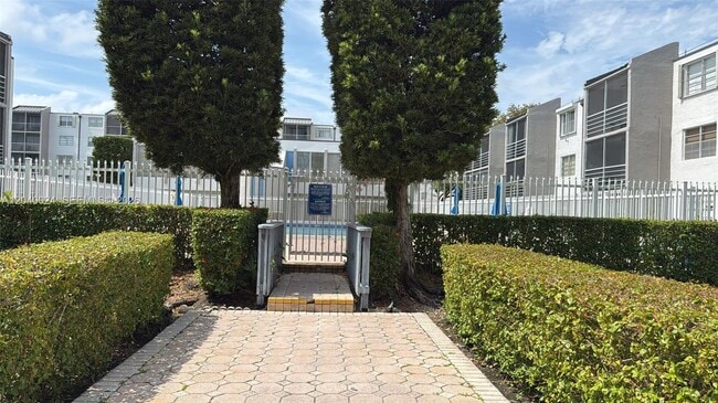 Building Photo - 14185 SW 87th St