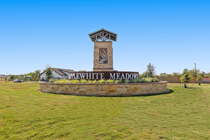 Building Photo - 2303 Applewhite Mdw