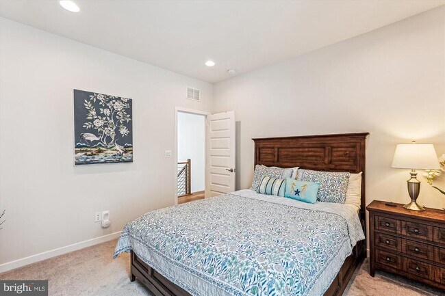 Building Photo - 42023 Spring Air Dr