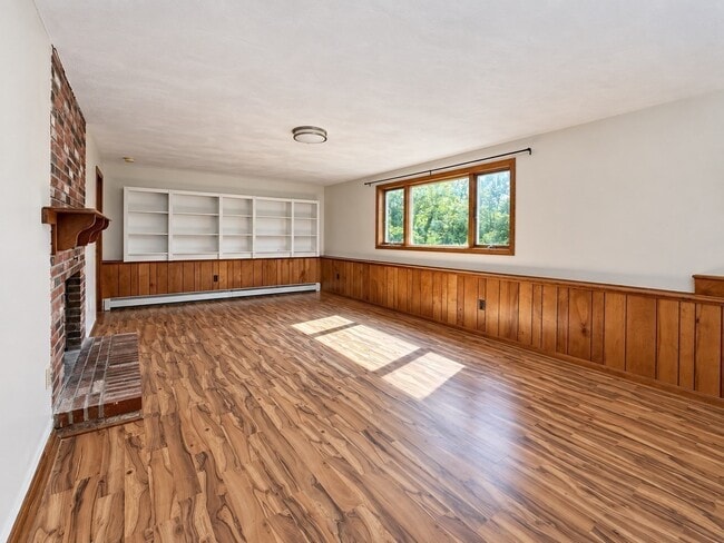 Building Photo - 39 Ingleside Rd