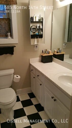 Building Photo - 685 N 14th St