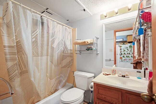 Building Photo - 3506 Speedway