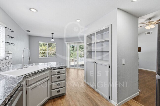 Building Photo - Charming and thoughtfully upgraded 3-bedroom, 2-bathroom single-level