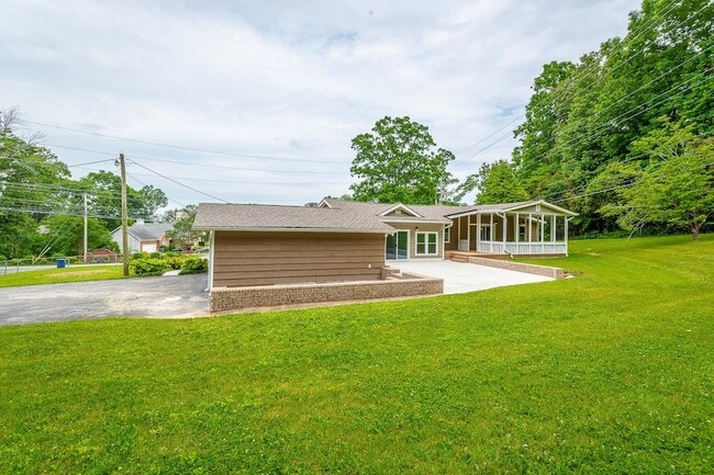 Building Photo - 2134 Morris Hill Rd