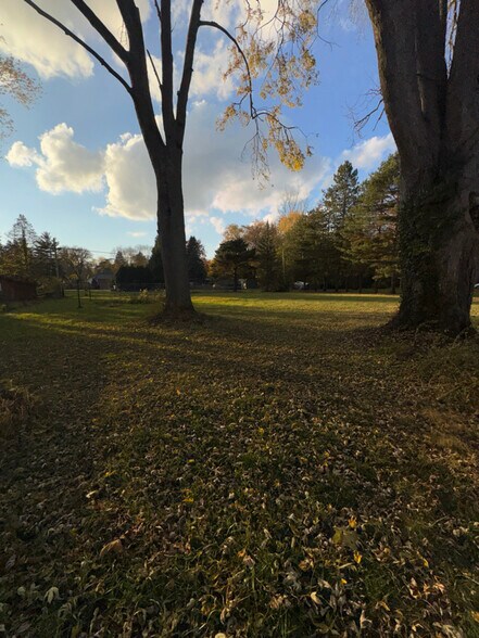 Building Photo - 1017 Heidelberg Rd