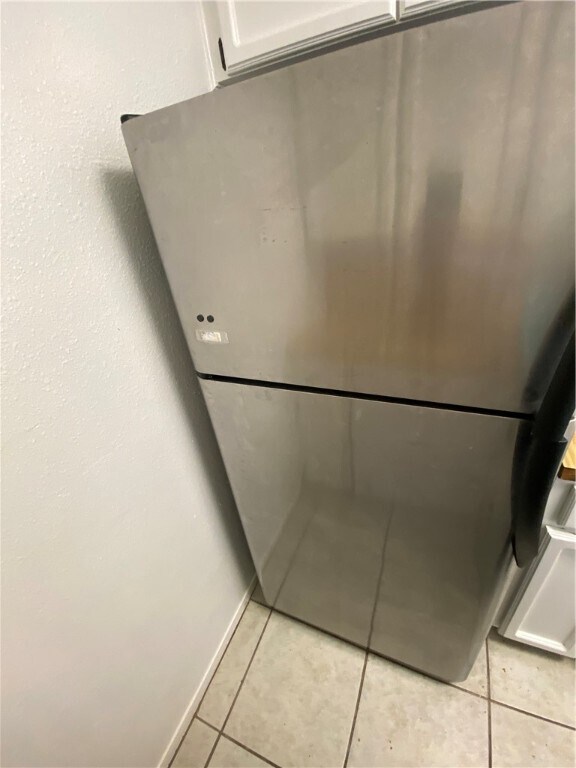 Building Photo - 313 Easy St