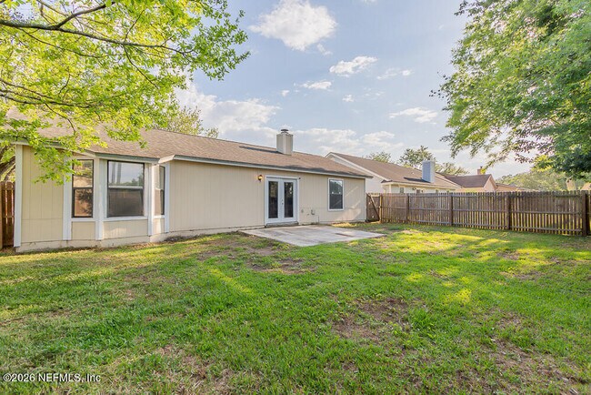 Building Photo - 8755 Huntington Woods Cir N