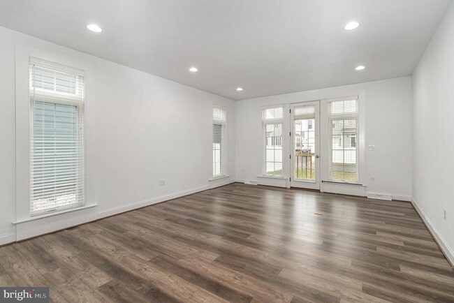 Building Photo - 66 Avery Wy