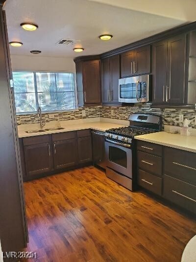 Building Photo - 4928 Forest Oaks Dr